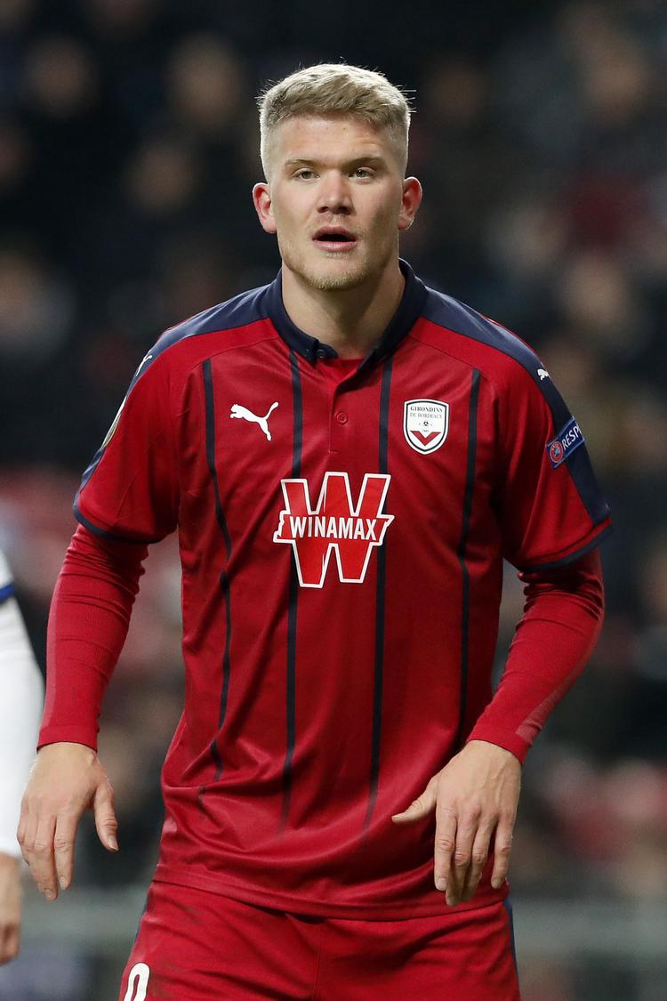
   Andreas Cornelius starter i front.   Foto: Jens Dresling/POLFOTO