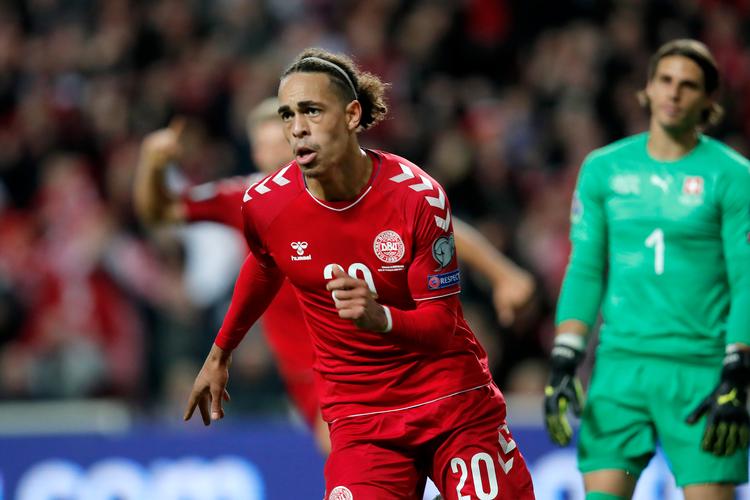 Med sit syvende mål på landsholdet sikrede Yussuf Poulsen den vigtige danske 1-0-sejr over Schweiz. Foto: Jens Dresling