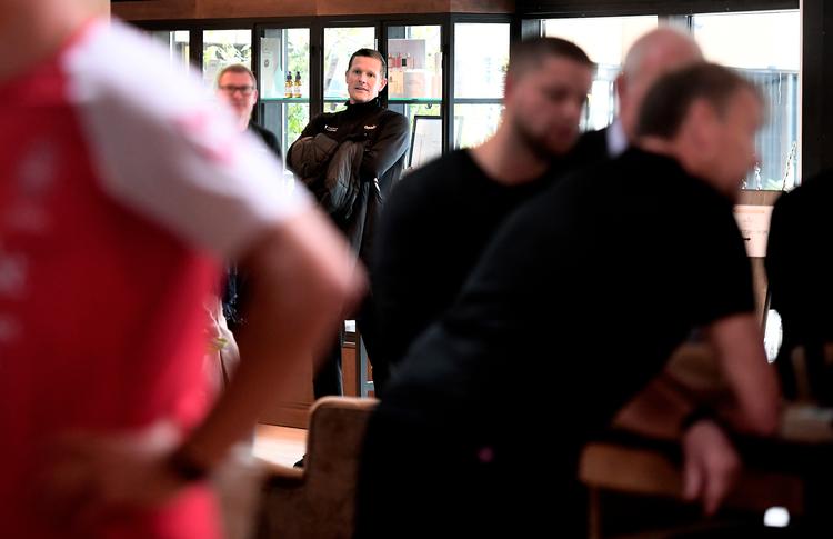 Åge Hareides landshold har ikke tabt i mere end tre år og er godt på vej til EM. Alligevel er han fortid som landstræner efter slutrunden.
   Foto: Lars Poulsen/POLFOTO