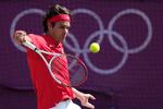 Ved OL i London i 2012 spillede Roger Federer finale mod britiske Andy Murray, men schweizeren tabte, og nu jagter han endnu en gang titlen, når der næste år spilles om OL-medaljer i Tokyo.
   Foto: Carl Court/Ritzau Scanpix