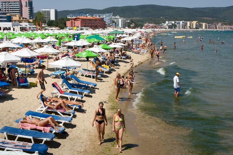 Spies blev i september ved med at sende sine gæster afsted på deres planlagte rejser, selv om selskabets ejer, britiske Thomas Cook, gik konkurs. Nu er der tegn på, at en kapitalfond vil skyde penge i Spies.   Foto: Thomas Larsen/POLFOTO
