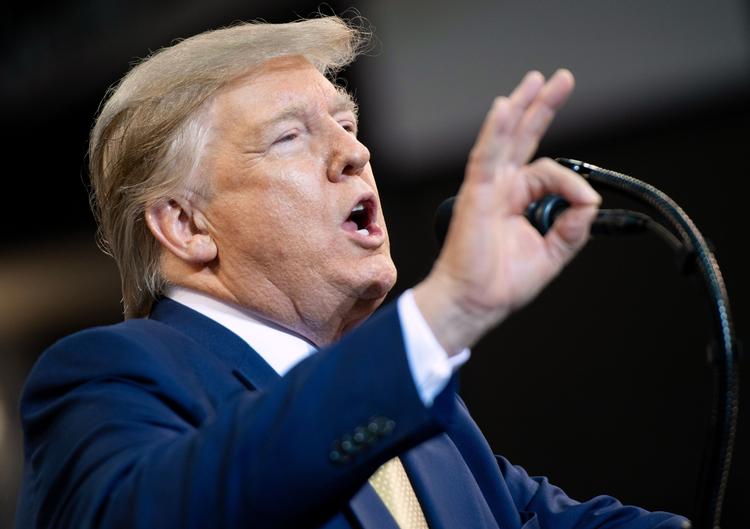 Præsident Donald Trump har truet Tyrkiet med sanktioner, hvis de ikke stopper militæroperationen i Syrien. Foto: Saul Loeb/Ritzau Scanpix