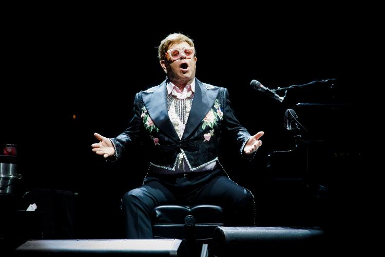 Elton John er ked af, hvor lille en rolle musikken spiller i den nye version af klassikeren. På billedet ses koncerten fra hans afskedstourné fra i år i Royal Arena. Foto: Per Lange/Ekstra Bladet