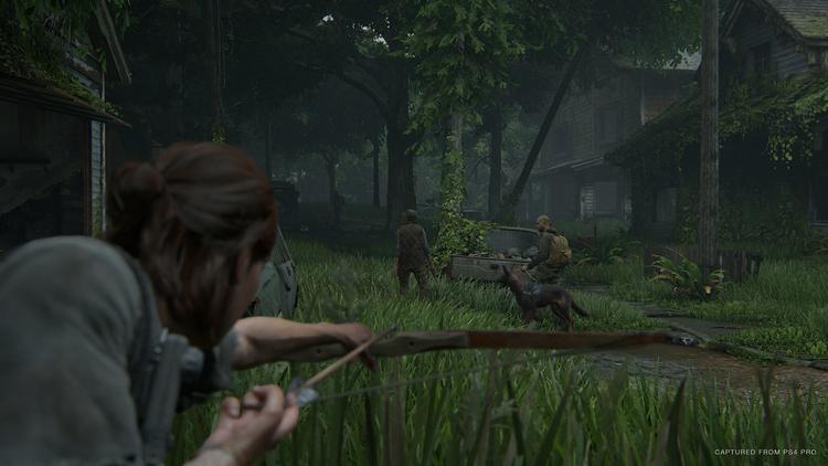 Flere gange holder man blot buen spændt og håber på, at man ikke bliver opdaget. Det er ganske enkelt for grusomt at slå folk ihjel. Foto: Naughty Dog