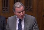 Oliver Letwin var en af de 21 konservative medlemmer af parlamentet som Boris Johnson i september smed ud af partiet. Han har fremsat et ændringsforslag for at have en forsikring for, at regeringen ikke vil gennemføre et hårdt Brexit den 31. oktober. Hvis forslaget stemmes igennem senere på dagen, vil Boris Johnsons regering annulere dagens planlagte afstemning, og kan udsætte Brexit yderligere. Foto: Reuters Tv/Ritzau Scanpix