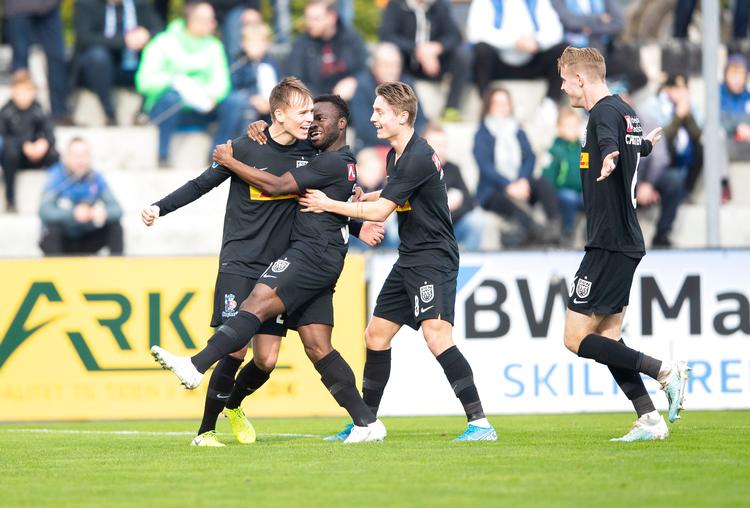 FC Nordsjællands Mikkel Damsgaard havde en dejlig søndag i kampen mod Sønderjyske. 
   Foto: Frank Cilius/Ritzau Scanpix