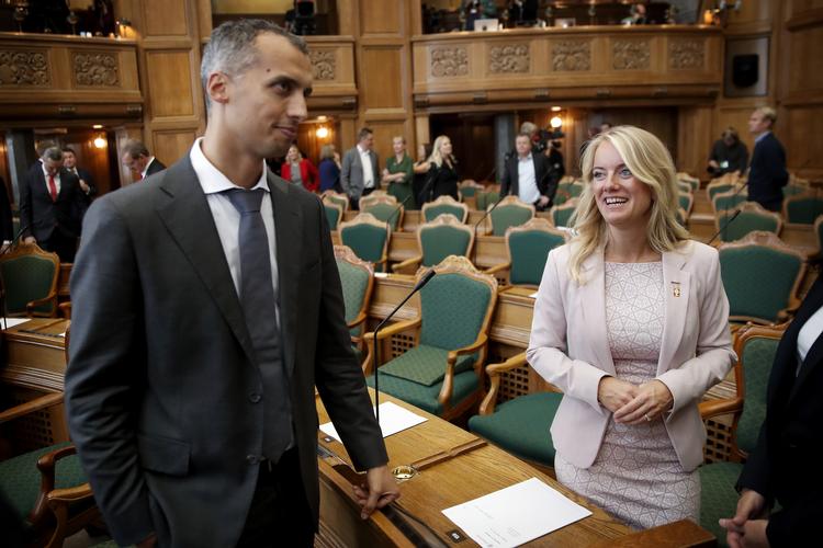 Mattias Tesfaye køber ikke ideen om, at det bør være Folketinget - og ikke udlændinge- og integrationsministeren - som skal fratage et statsborgerskab, som flere partier mener.  Foto: Jens Dresling/POLFOTO