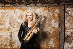 Udover sax spiller Sarah Elegti også fløjte og basklarinet og hun synger faktisk også aldeles fremragende. PR-Foto Foto: Lisbeth Holten