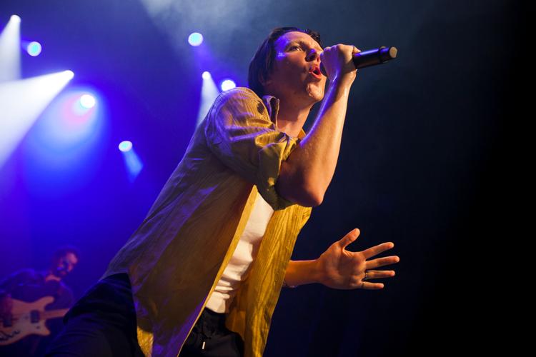 Alex Cameraon kan være en spydig popmusiker. Når han tager sig tid til det.  Foto: Martin Rosenauer