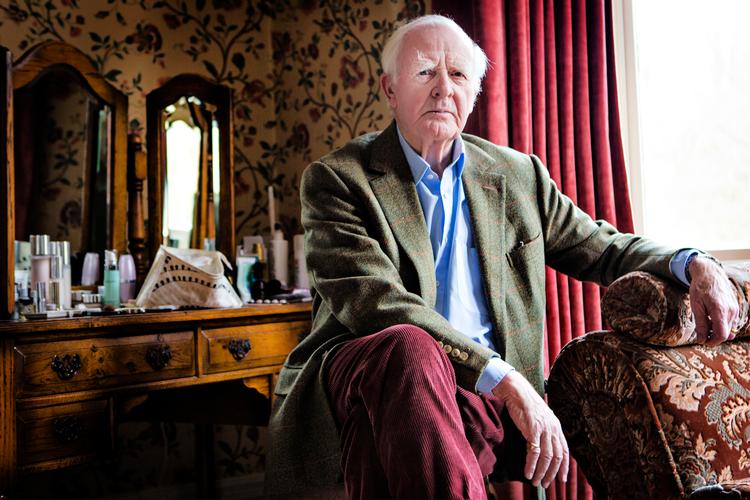 John le Carré skriver igen om skæg og blå briller i 'Fri Agent'. Arkivfoto Stine Bidstrup