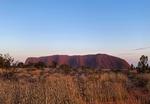 Uluru, tidligere kendt som Ayers Rock vil fremover kun kunne ses fra afstand. Det bliverforbudt at bestige den.  Foto: Stefica Bikes/Ritzau Scanpix