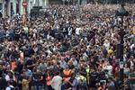 Vi er vidne til en bølge af protestbevægelser, siger professor på Københavns Universitet Jacob Gerner Hariri. På billedet ses demonstranter i Barcelona.
   Arkivfoto: Josep Lago