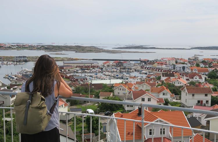 Fra toppen af vandtårnet over Hönö Klåva er der en flot udsigt over hele øen. Foto: Judith Betak