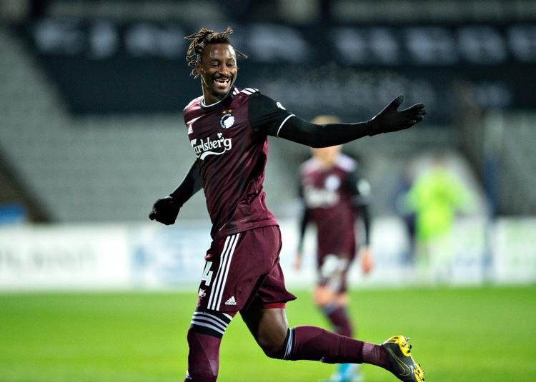 FC Københavns Dame N'Doye har scoret til 1-0 mod AGF  på Ceres Park i Aarhus mandag aften og lever dermed op til sit ry som klubbens vigtigste angriber.   Foto: Henning Bagger/Ritzau Scanpix