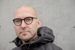 Peter Ernstved Rasmussen har skabt nichemediet olfi.dk, der i det seneste år har leveret en imponerende stribe af historier om nepotisme og inhabilitet i det danske forsvar.  Foto: Miriam Dalsgaard
