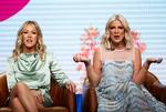 Kelly og Donna - i virkeligheden går de under navnene Jennie Garth og Tori Spelling  - er nogle af de amerikanske personligheder, der har trukket Halloween til Danmark. Foto: Mario Anzuoni/Ritzau Scanpix
