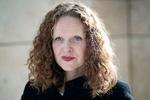 
Cia Rinne er aktuel med en opera, og det musikalske ligger i det hele taget til forfatterskabet. Når hun læser sine flersprogede digte op, er det ren musik. Foto: Mikkel Hørlyck/POLFOTO