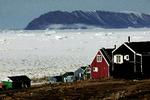 Hvis den globale opvarmning fortsætter som fremskrevet, og havisen omkring Grønland smelter, vil Grønland stå som en uhyre vigtig geopolitisk brik for stormagterne USA og Kina. Det er grønlænderne ifølge André Ken Jakkobson godt klar over, når de ønsker at åbne nye handelskontorer i begge lande. Foto: Martin Lehmann/POLFOTO