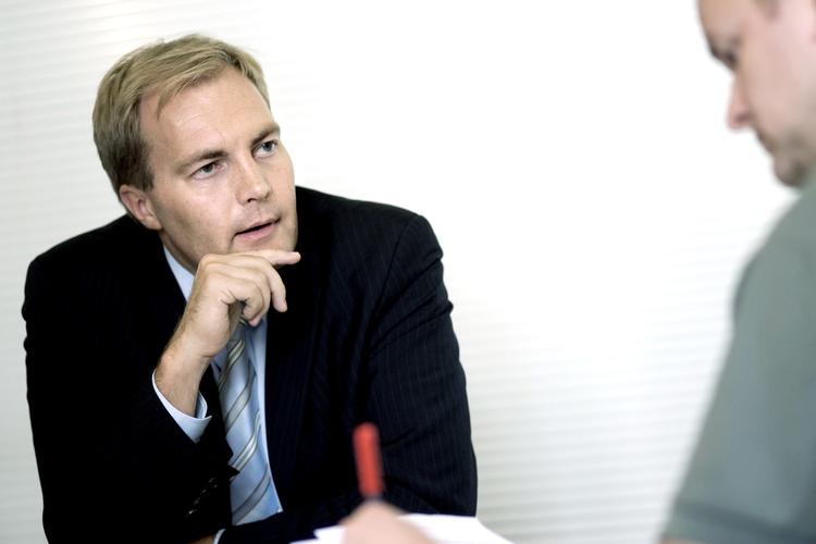 Det er faldet Peter Skaarup for brystet, at tidligere folketingsmedlem for DF, Ib Poulsen, ikke tager et arbejde, men lever for sit eftervederlag. Foto: Thomas Borberg/POLFOTO