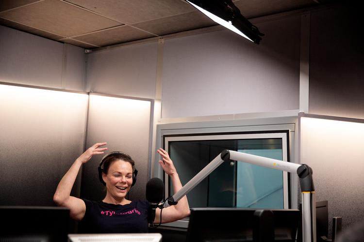 Ditte Okman under de sidste sidste optagelser af programmet 'Det, vi taler om' på Radio24Syv.
   Foto: Peter Hove Olesen/POLFOTO
