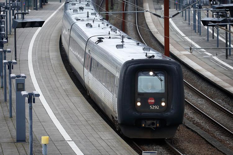 391 kr. koster det at tage toget fra København til Skanderborg. I et 30 år gammelt tog.
   Foto: Jens Dresling/POLFOTO