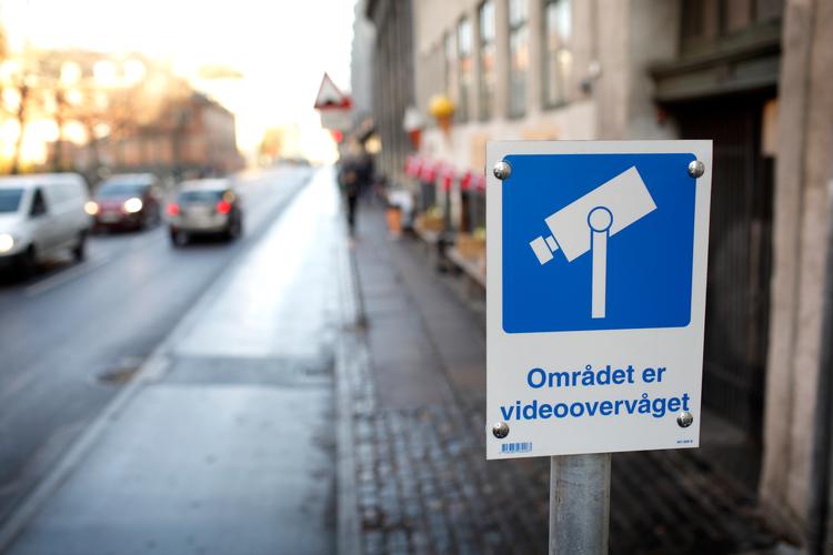 Ifølge en analyse fra tænketanken Justitia er der bedre kontrol med efterretningstjenster i Norge og Sverige end i Danmark.
   Foto: Jens Dresling/POLFOTO