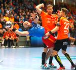 Oscar Bergendahl og resten af GOG-mandskabet ligger vandret for at klare sig godt i Champions League, men det koster kræfter og point i ligaen. Foto: sportxpress/Ritzau Scanpix