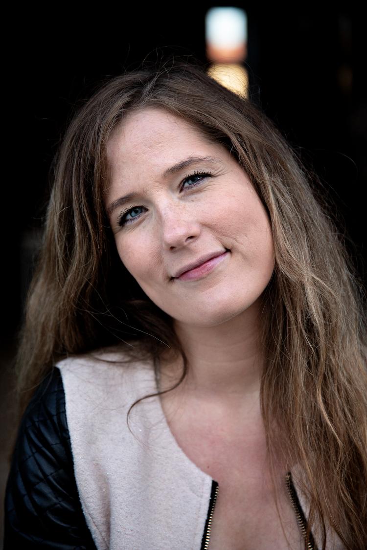 Rikke fortæller sin historie for at vise andre børn og unge, der er indlagt i psykiatrien, at der altid er håb, selv når livet ser allermest håbløst ud. Foto: Martin Lehmann/POLFOTO