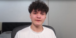 Jarvis bryder grædende sammen på YouTube, da han fortæller, at han ikke længere kan fortsætte som professionel 'Fortnite'-spiller. 