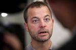 
  »Fordi vi nu er enige om, at det er en statslig myndighed, der skal afgøre sagerne på sigt, så er vi klar til - i en overgangsperiode - at lade de første sager afgøre hos kommunerne«, siger Morten Østergaard. Foto: Jens Dresling/POLFOTO