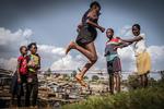 I et af Afrikas største slumområder, Kibera i Kenya, bor der over 1 million mennesker. Netop Kenya er vært for disse dags FN-topmøde Foto: Donwilson Odhiambo / Sopa Images/Ritzau Scanpix