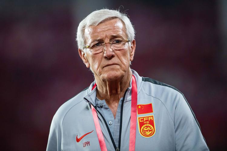 Marcello Lippi forlader igen posten som landstræner for Kina. Denne gang efter et skuffende nederlag til Syrien i VM-kvalifikationen.
   Foto: Str/Ritzau Scanpix
