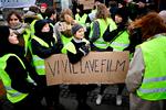 Elever fra Filmskolens kræver skolen lukket, indtil rektor er fyret. Deres vrede bunder i en længerevarende konflikt med rektor og blev udløst af fyringen af Arne Bro.   Foto: Philip Davali/Ritzau Scanpix