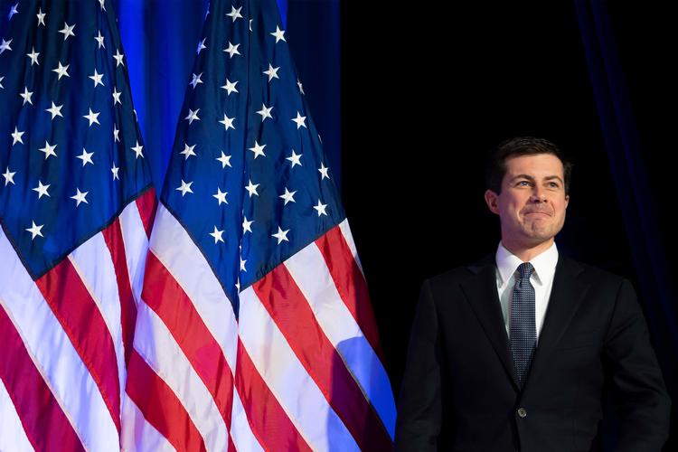 Den 37-årige Pete Buttigieg er gået frem fra 9 til 25 procent af de demokratiske stemmer i Iowa.
     Foto: Jim Watson/Ritzau Scanpix