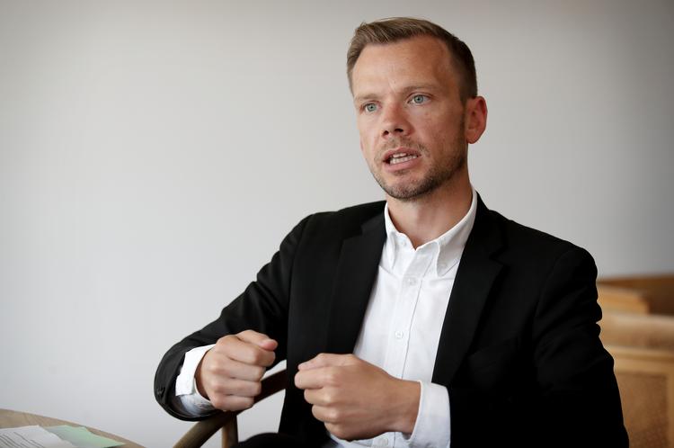 Organisationer kritiserer, at børnetilskud ikke gives til flere, men det sker med åbne øjne ifølge beskæftigelsesminister Peter Hummelgaard (S). Foto: Jens Dresling/POLFOTO