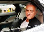 José Mourinho ses her, da han netop var blevet fyret som manager hos storklubben Manchester United i 2018. Nu skal han træne Christian Eriksen og holdkammeraterne hos Tottenham.  Foto: Phil Noble/Ritzau Scanpix