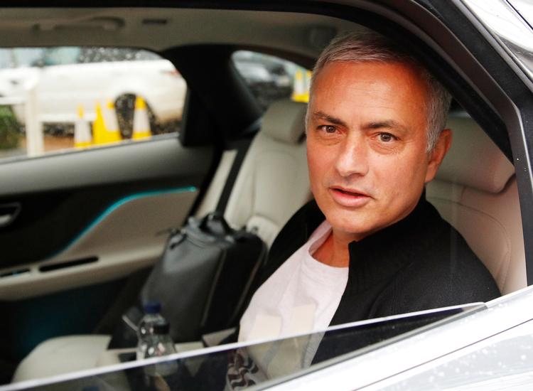 José Mourinho ses her, da han netop var blevet fyret som manager hos storklubben Manchester United i 2018. Nu skal han træne Christian Eriksen og holdkammeraterne hos Tottenham.  Foto: Phil Noble/Ritzau Scanpix