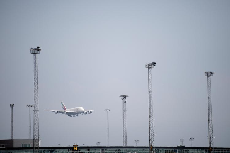 Selv om danskerne gerne vil have pålagt deres flyrejser en klimaafgift, så siger politikerne på Christiansborg nej.     Foto: Peter Hove Olesen/POLFOTO