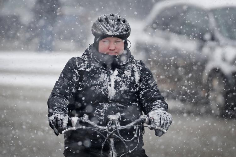 Slud og tøsne lyder menuen for i dag, og vi skal ikke regne med, at sneen bliver liggende, lyder det fra DMI. 
   Foto: Jens Dresling (arkiv)/POLFOTO