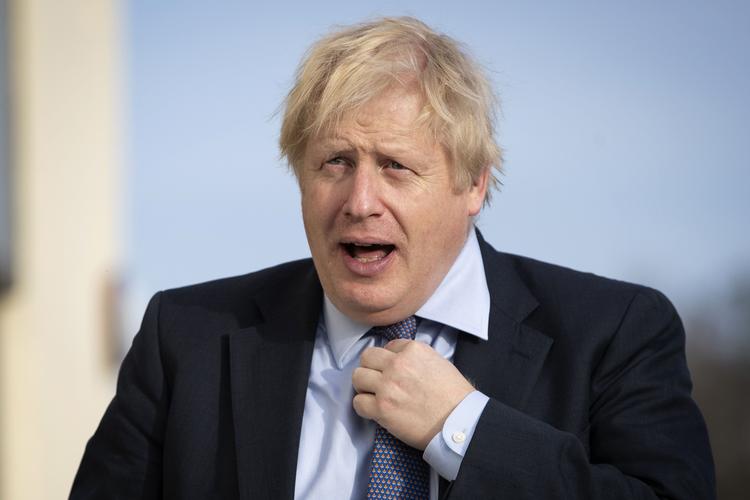 
Storbritanniens premierminister og leder af det konservative party bliver anklaget for at stikke hovedet i busken af Labour. I går førte taktikken til, at Boris Johnson ved en tv-debat blev erstattet af en isskulptur. Foto: Dan Kitwood/Ritzau Scanpix