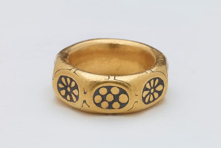 Et af smykkerne, der er genfundet, efter at hele samlingen blev ulovligt solgt. Foto: British Museum