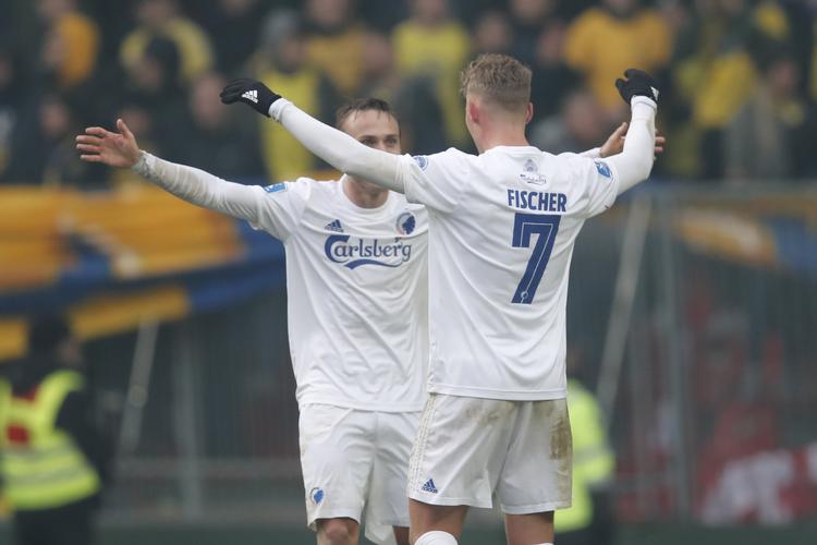 Viktor Fischer fejrer sit andet mål - sejrsmålet - lige før afslutningen af den ordinære spilletid i kampen mod Brøndby i Parken. 
   Foto: Jens Dresling/POLFOTO