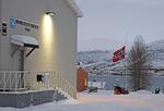 Den ene af de omkomne var elev på Borgtun skole i Tromsø, hvor der tirsdag flages på halvt.  