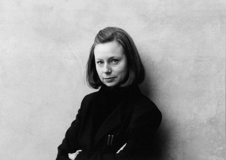 Den schweiziske forfatter Fleur Jaeggy (f. 1940) er født i Zürich og bor i Milano. Hun skriver på italiensk og debuterede i 1968 med bogen 'Il dito in bocca'.  Pr-foto Basilisk