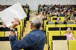 
Forgyldt. Regeringen og støttepartierne har besluttet at hælde flere hundrede millioner ud over pædagoguddannelsen - som her på den gamle Ceresgrund i Aarhus - for at få flere pædagoger til at passe børn i daginstitutionerne. Arkivfoto. 
   Foto: Casper Dalhoff/POLFOTO