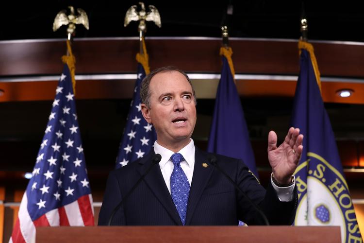 Efterretningsudvalgets formand, den demokratiske Adam Schiff (D) taler til en pressekonference efter rapporten blev afleveret. Foto: Chip Somodevilla/Ritzau Scanpix