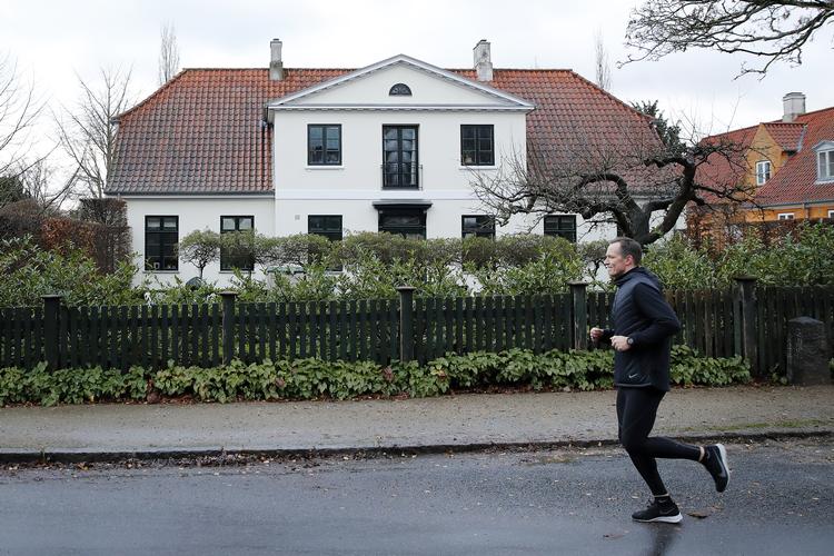 Boligminister Kaare Dybvad (S) præsenterer i sit oplæg til ændring af den såkaldte Blackstone-paragraf fire konkrete tiltag, der skal gøre det sværere for kapitalfonde at tjene penge på kortsigtede investeringer i danske ejendomme. Foto: Jens Dresling/POLFOTO