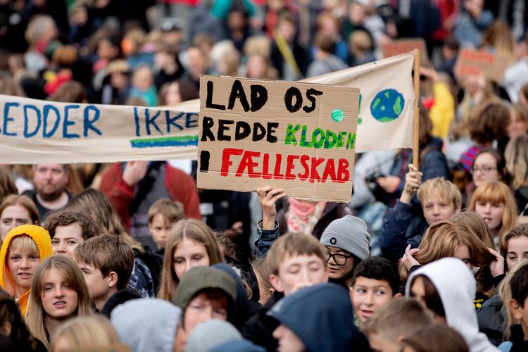 Verden over demonstreres til fordel for klimaet. Her på Raadhuspladsen ved en tidligere lejlighed. I denne uge mødes verdens ledere til FN's klimatopmøde. Foto: Peter Hove Olesen/POLFOTO