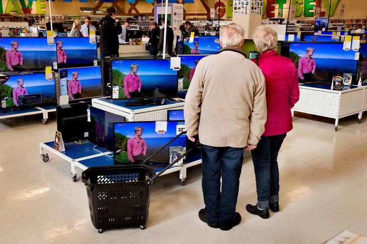 Smarte tv registrerer hvornår, hvad og hvor længe, du ser tv og sender lydklip fra dine samtaler videre til tredjepart. Foto: Finn Frandsen/POLFOTO