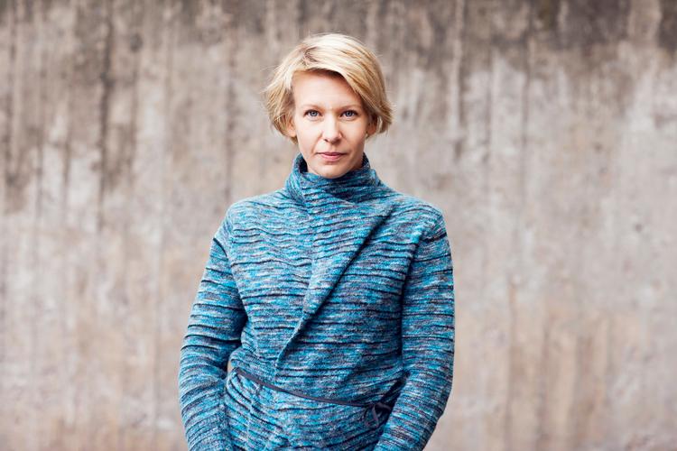 I 'Før min mand forsvinder' fortæller finske Selja Ahava om, da hendes mand blev til kvinden Lili. Foto: Liisa Alvonen
